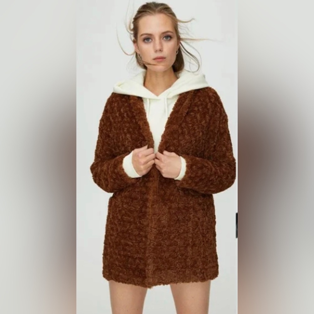 Aritzia Wilfred Plush Jacket in color Cigar